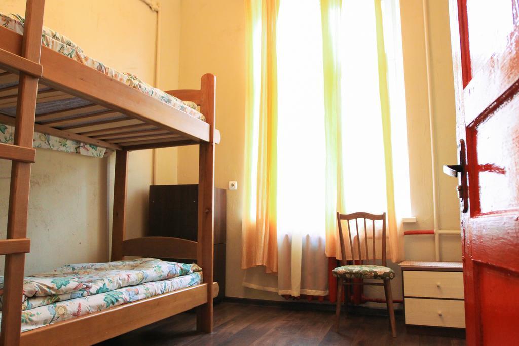 Hollywood Home Hostel Lviv Rum bild